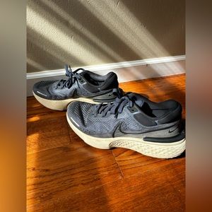 Nike zoomx invincible run Flyknit 1